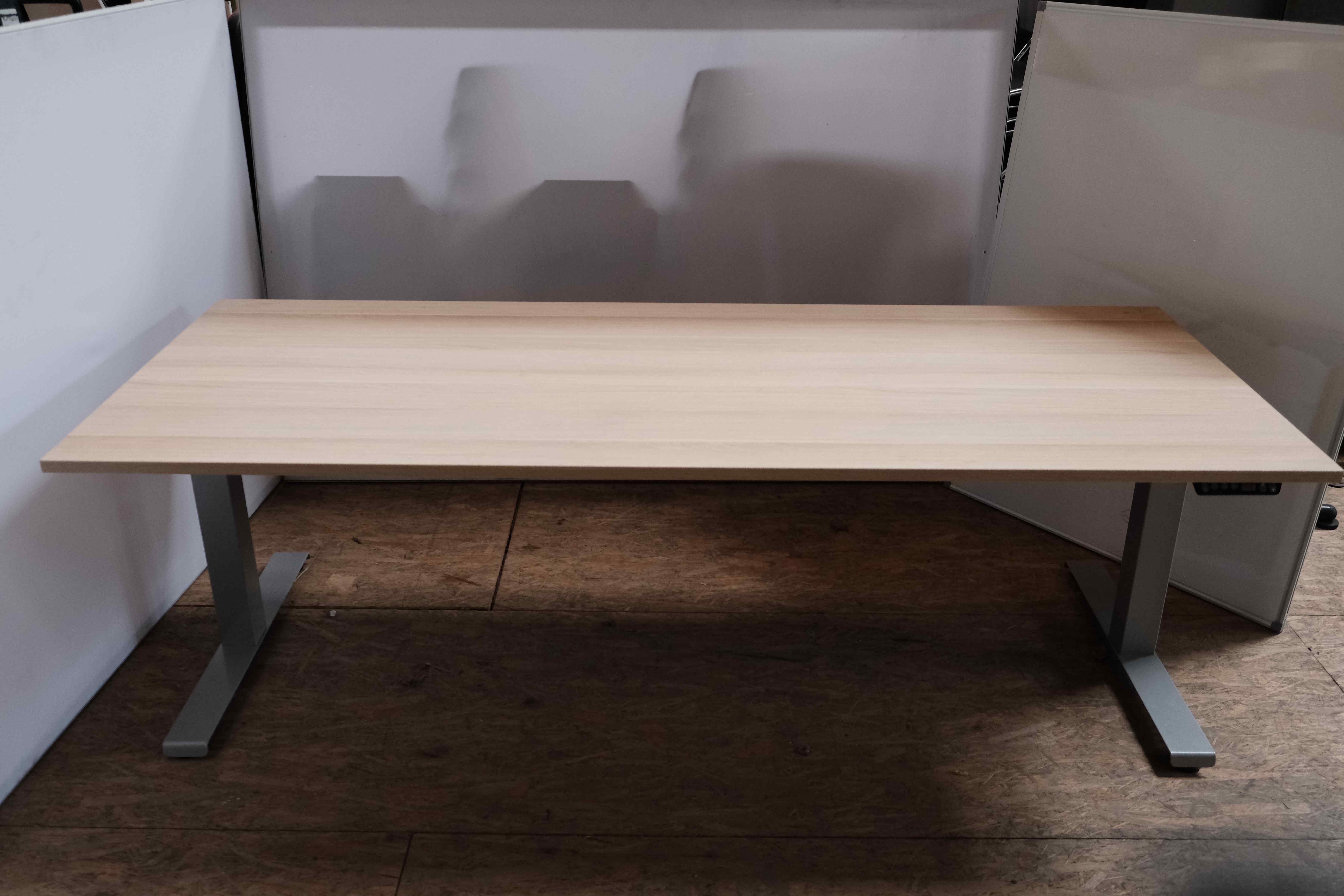 Tisch Beispiel 4